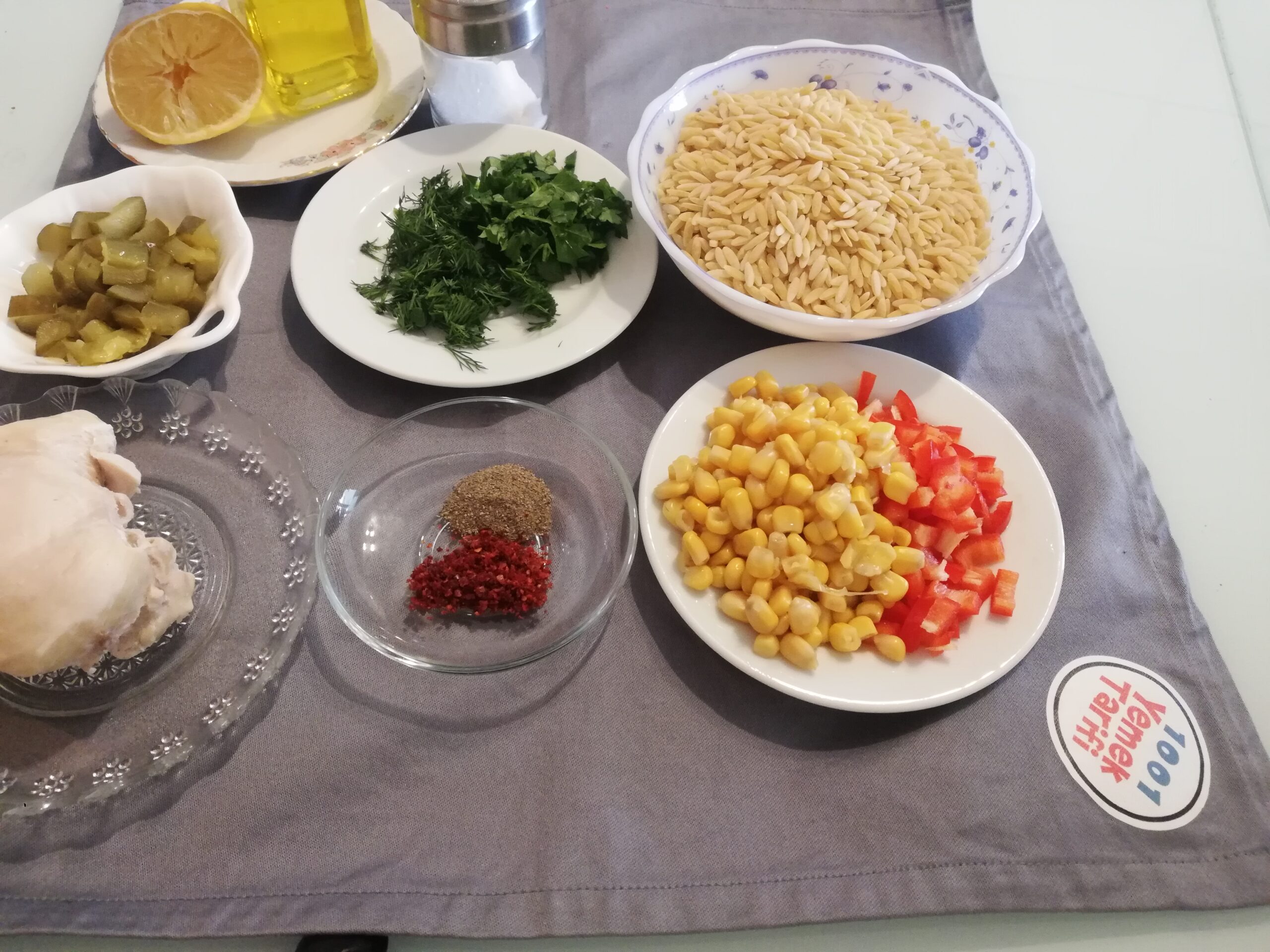 Tavuklu Şehriye Salatası | Videolu Anlatım