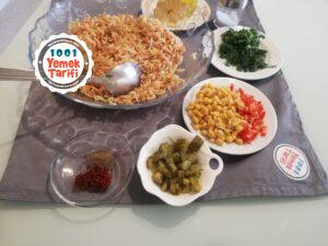 Tavuklu Şehriye Salatası
