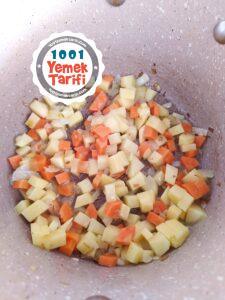 Bezelye Yemeği Nasıl Yapılır