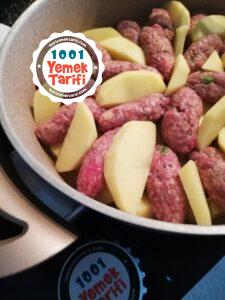 Köfte Patates Yemeği Nasıl Yapılır?