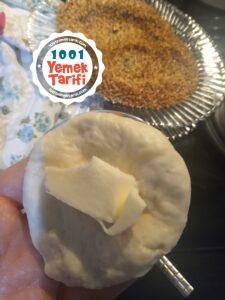 Susamlı Peynirli Poğaça Tarifi | Simit Tadında