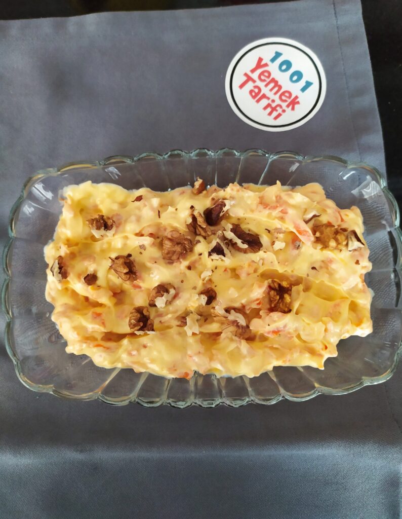 Cevizli Havuç Tarator Nasıl Yapılır