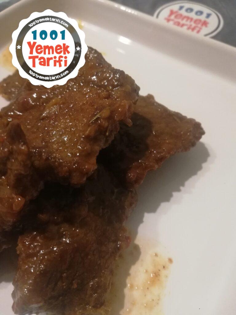 Düdüklü Tencerede Lokum Gibi Salçalı Biftek Tarifi | Videolu Anlatım