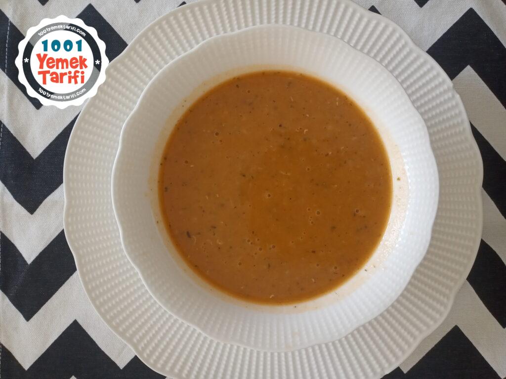 Ezogelin Çorbası tarifi