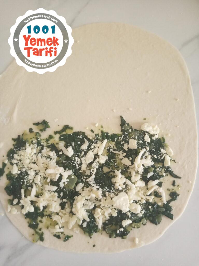 Ispanaklı Peynirli Gözleme