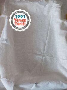 Ispanaklı Peynirli Tepsi Böreği