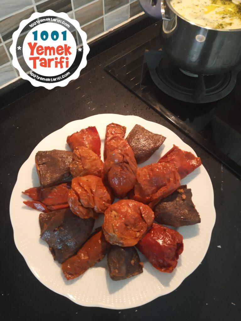 Kuru Patlıcan Biber Dolması Nasıl Yapılır