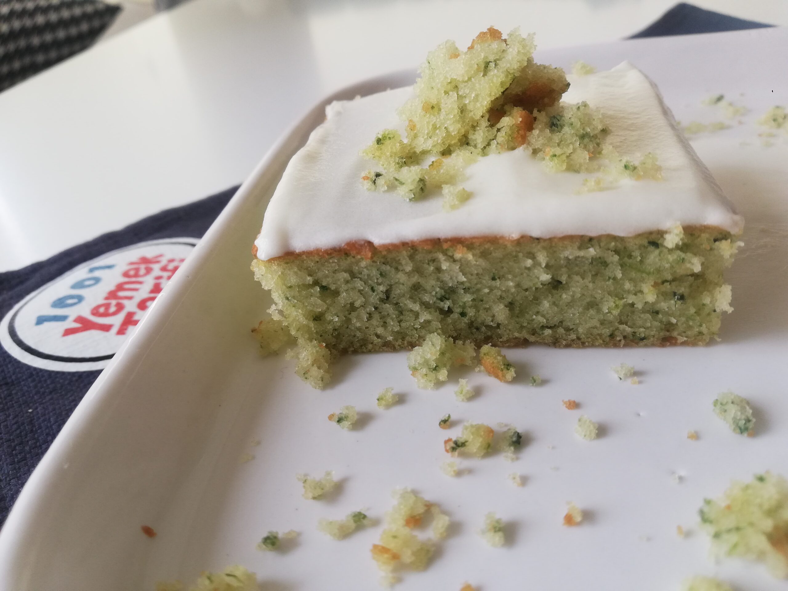 Ispanaklı Kek