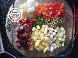 Fırında Etli Türlü