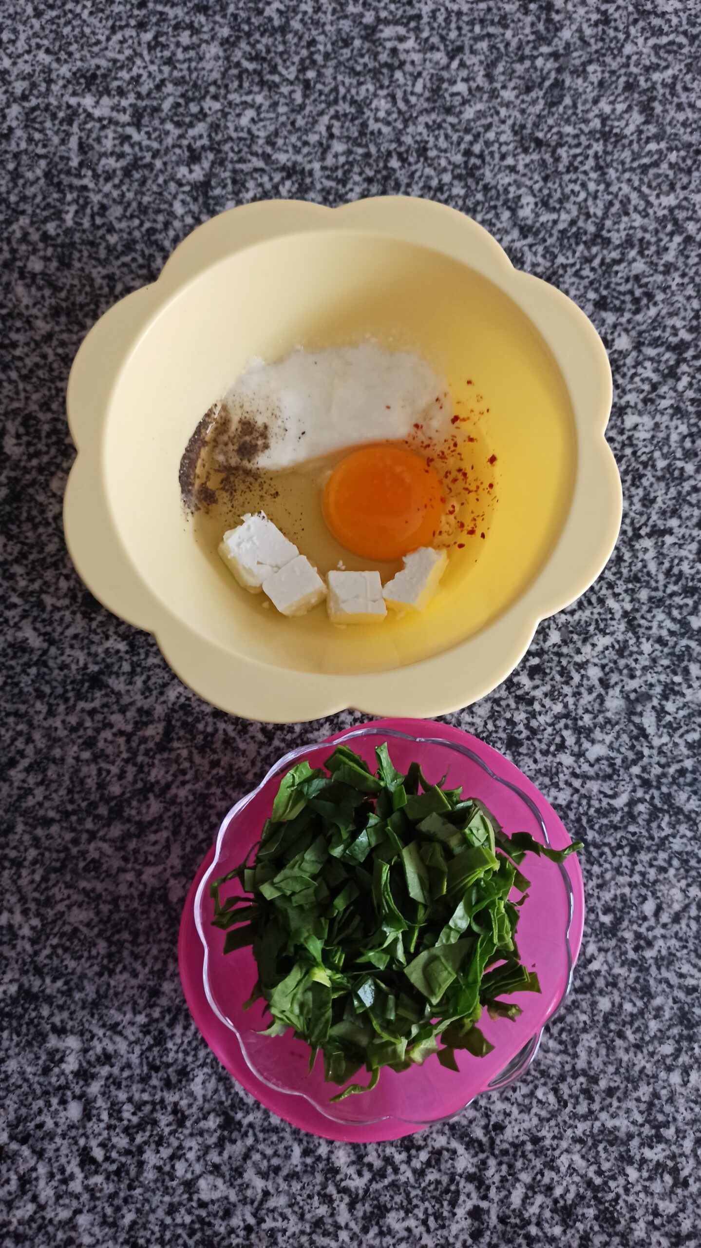 Ispanaklı Omlet Nasıl Yapılır