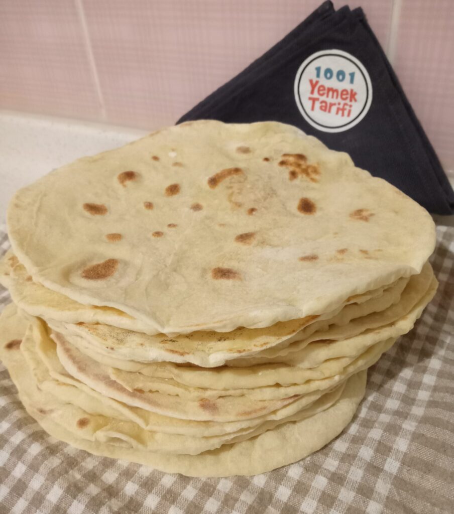 Lavaş Nasıl Yapılır