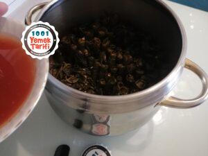 Kıymalı Yaprak Sarması tarifi