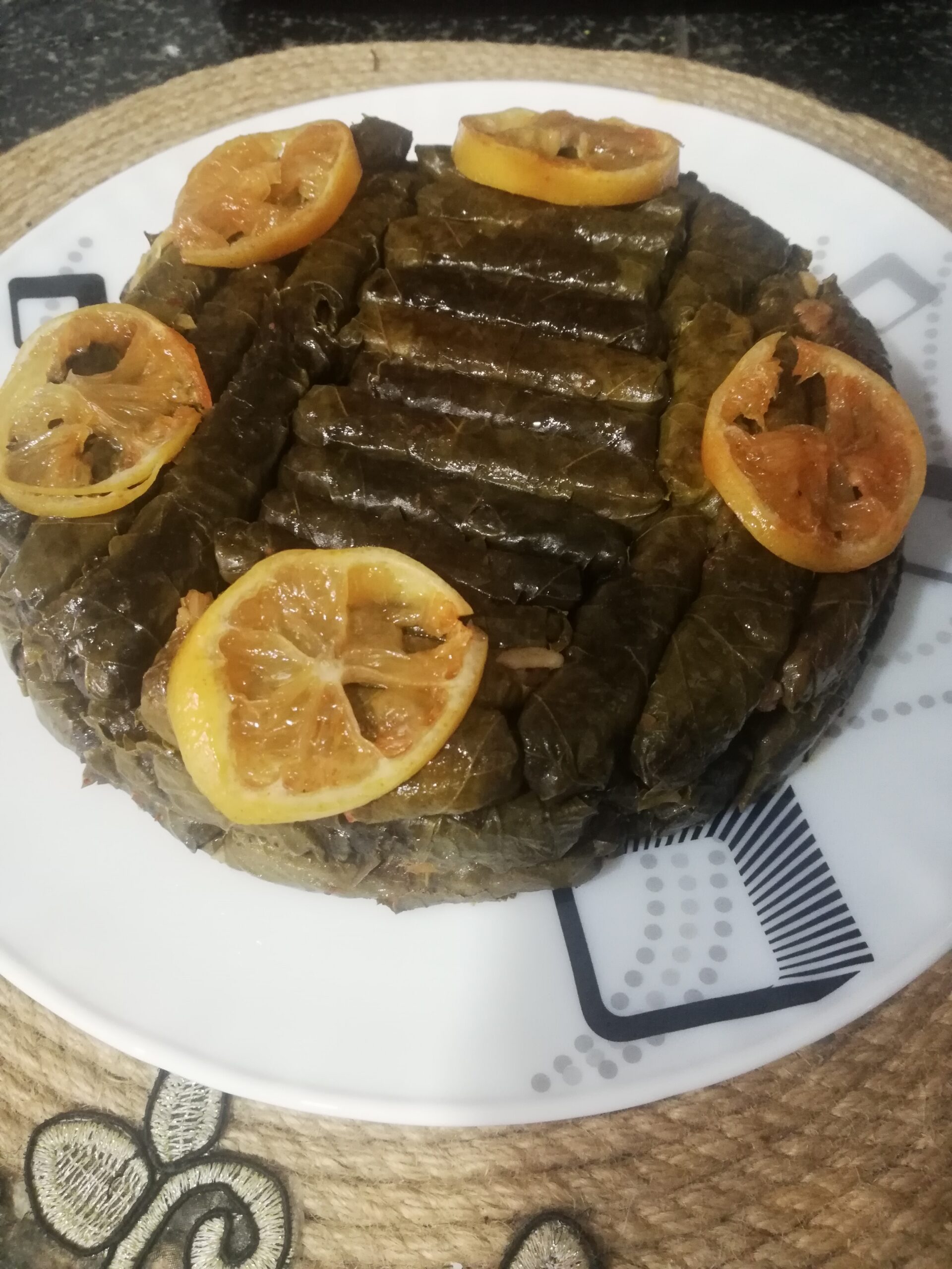 Nefis Yaprak Sarması Nasıl Yapılır