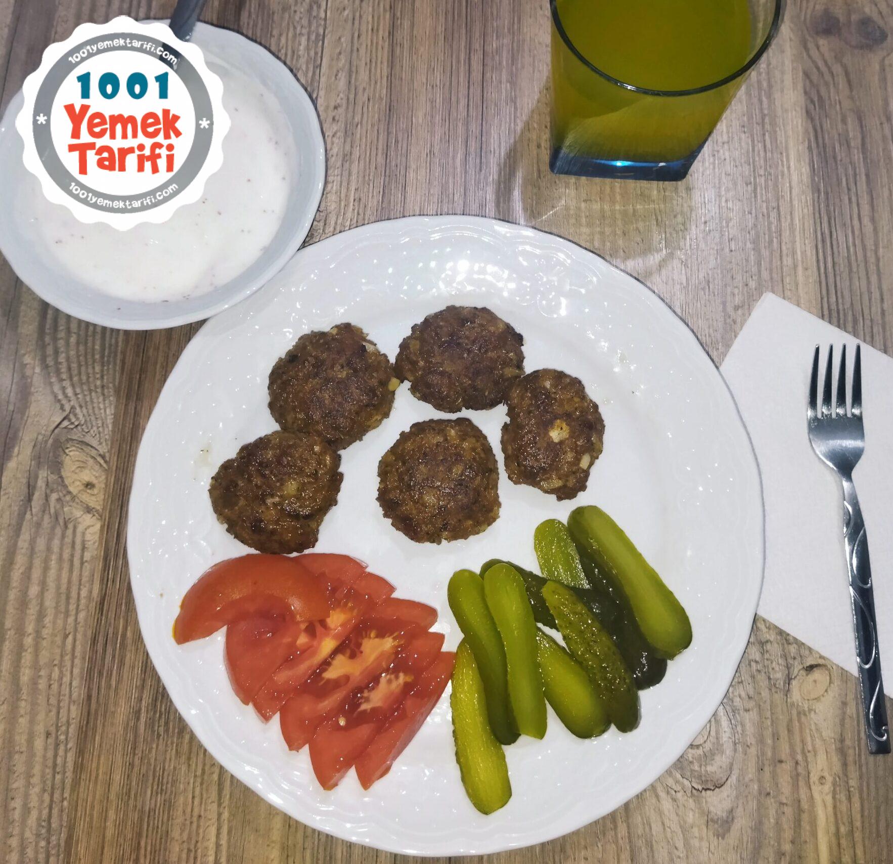 Anne Köftesi Tarifi