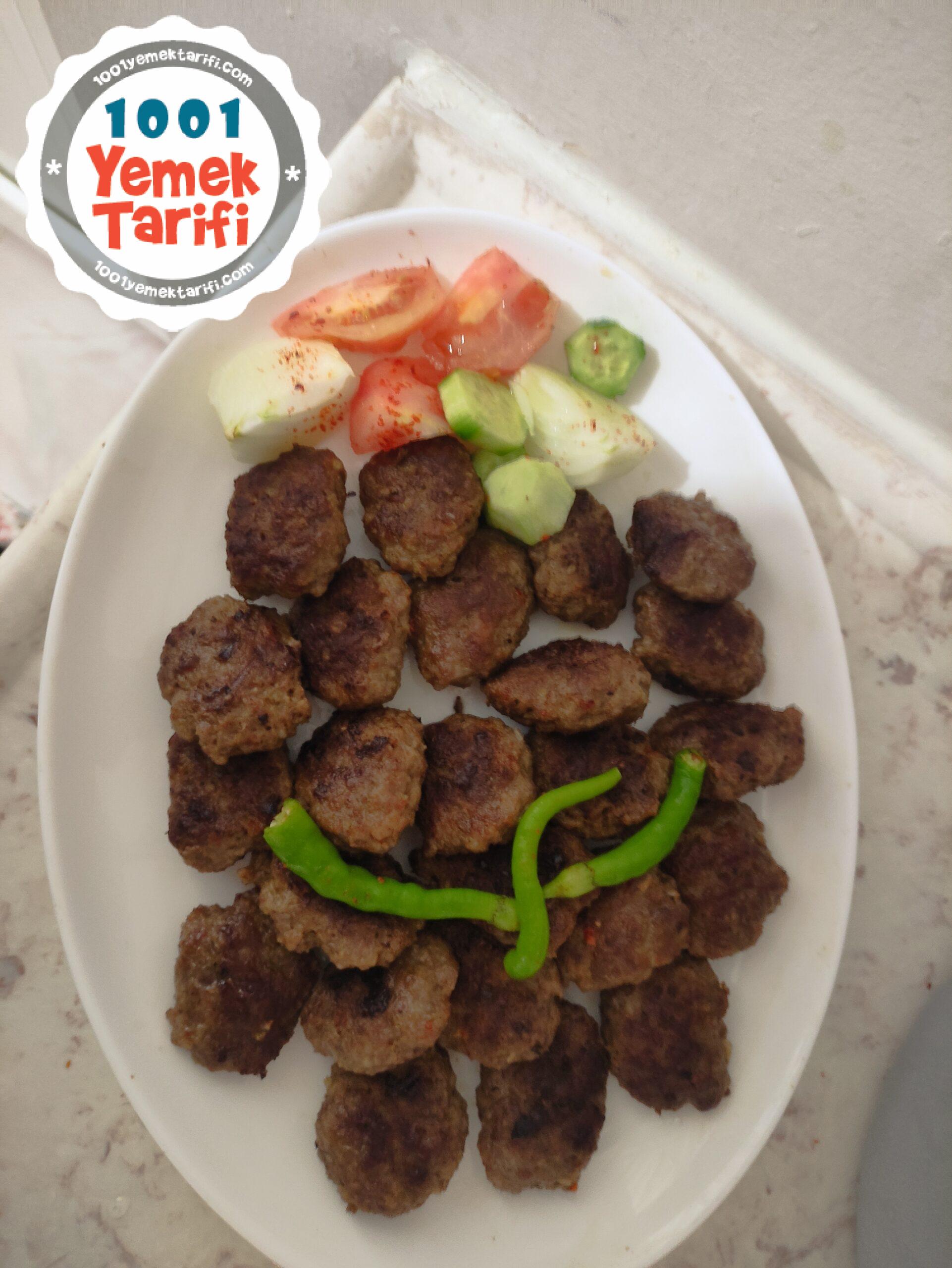 Anne Köftesi Tarifi
