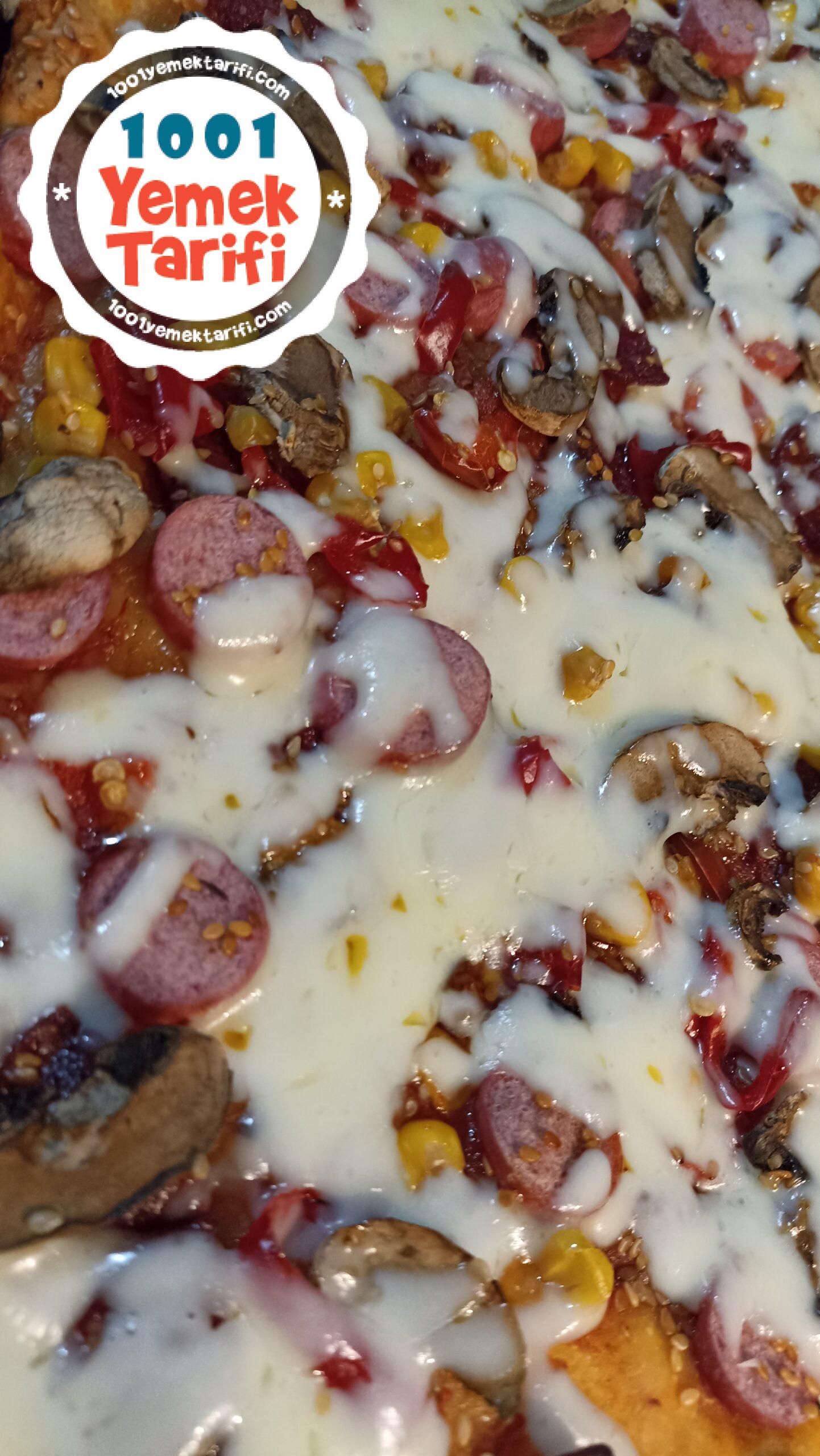 Ev Yapımı Pizza Tarifi