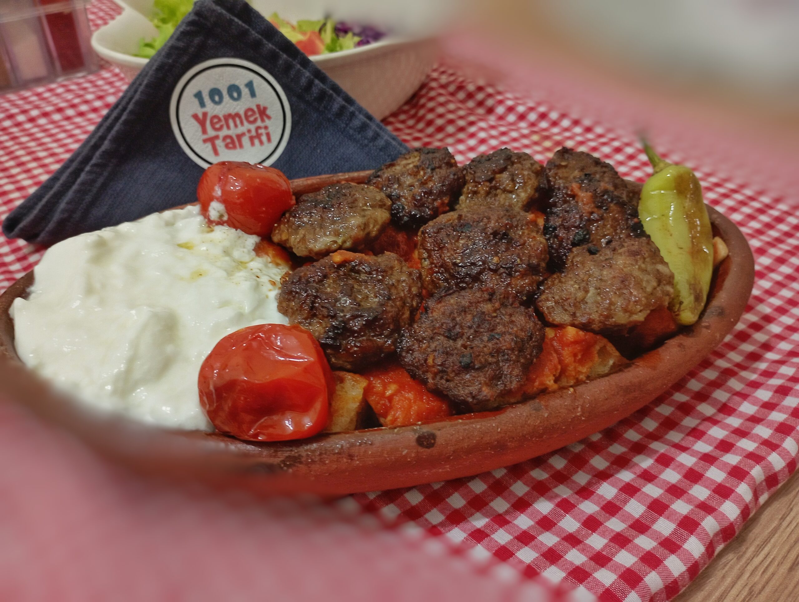 Bursa Usulü Pideli Köfte Tarifi