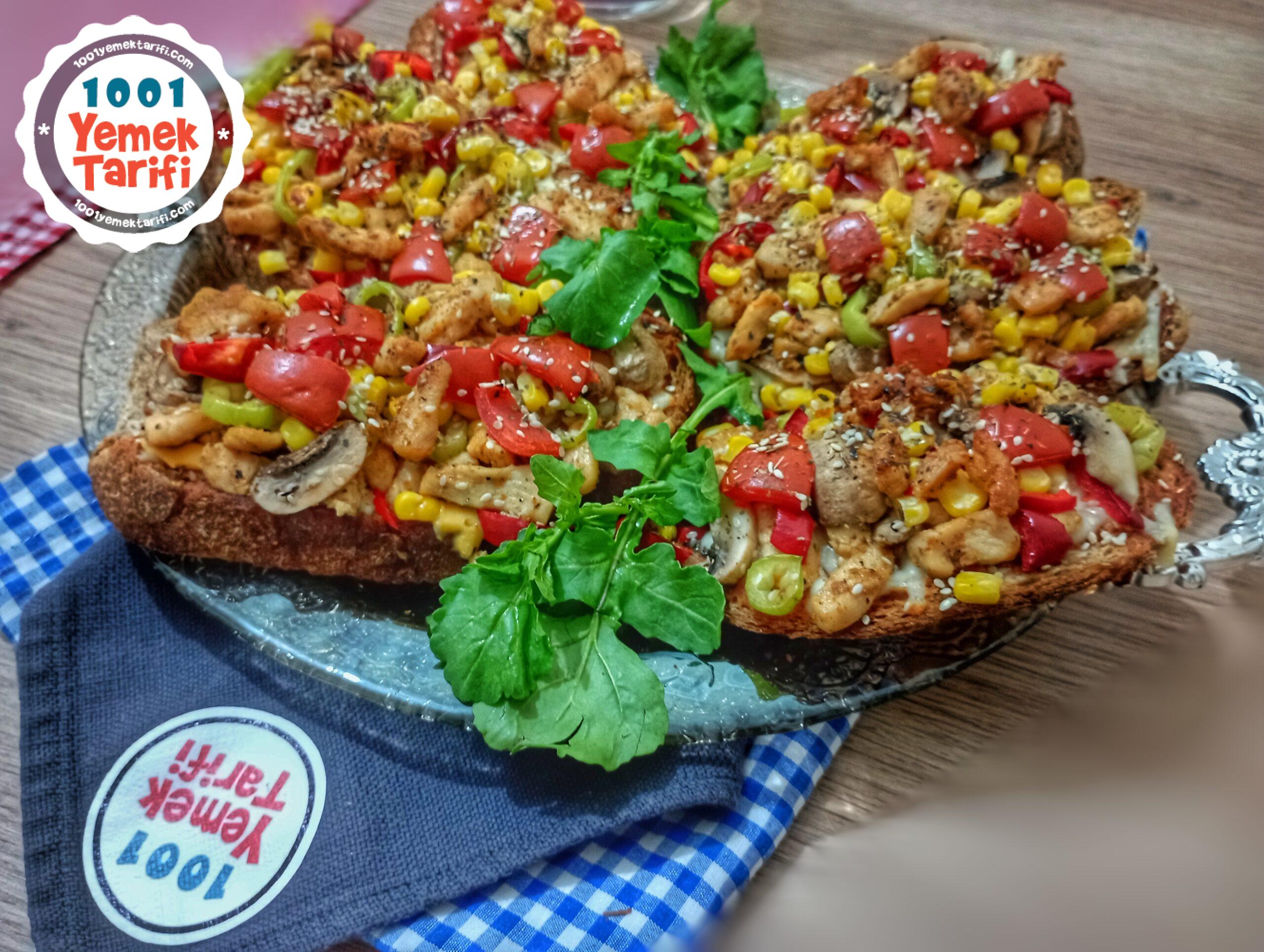 Tavuklu Ekmek Pizza