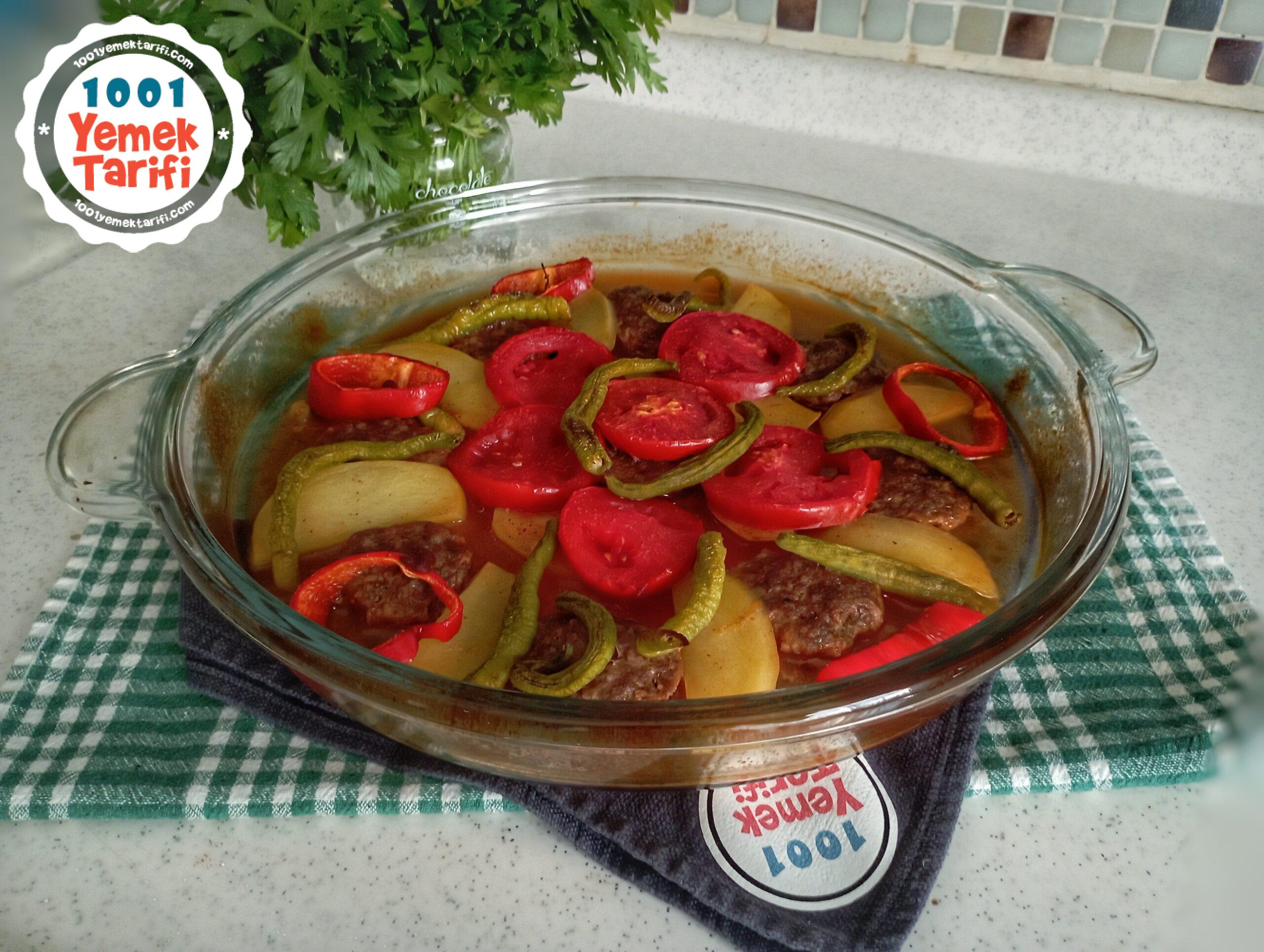 Kasap Köfte Yemeği