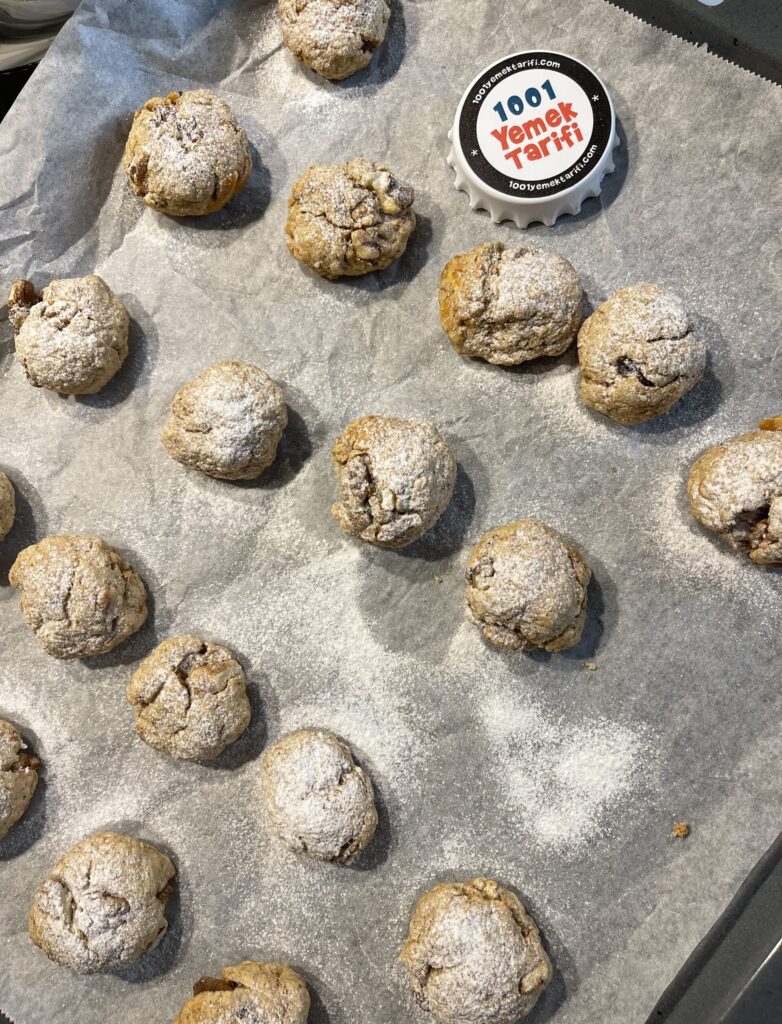 CEVİZLİ KURABİYE NASIL YAPILIR