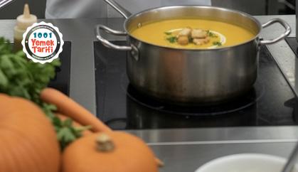 Ruhunuzu Isıtacak Şahane Bal Kabağı Çorbası!