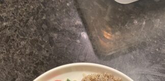 Kinoalı Nohutlu Salata Tarifi