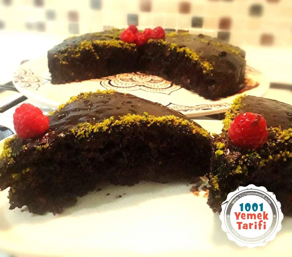 Kakaolu Sosuyla Browni-Kek Yapimi nasil yapilir kac kalori nefis kolay 1001yemektarifi