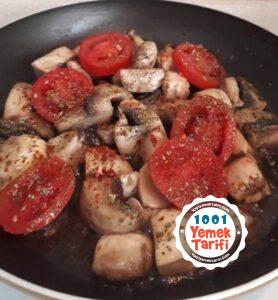 Kaşarlı mantarlı menemen tarifi