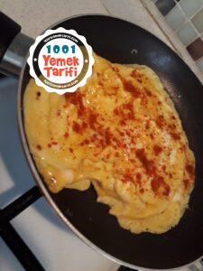 Kaşarlı Omlet