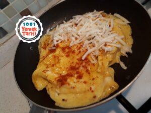 Kaşarlı Omlet