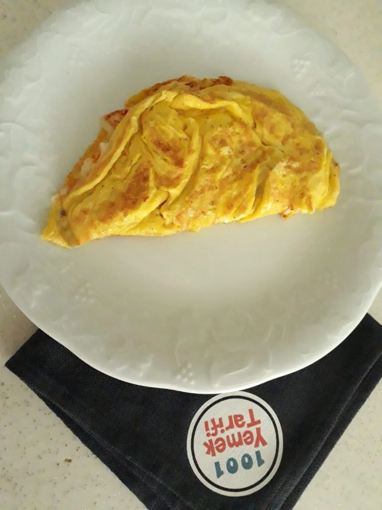 Kaşarlı Omlet