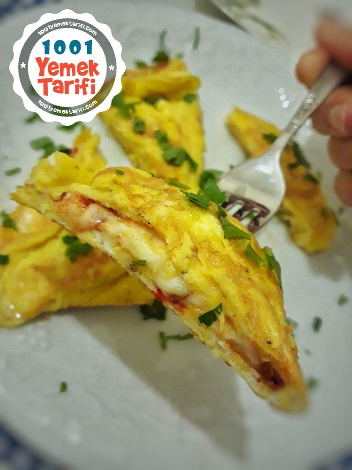 Kaşarlı Omlet
