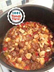 Köfte ve Mantar Soslu Makarna Tarifi