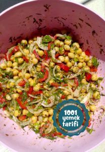 Nohut Salatasi-yapimi-nohut piyazi tarifi-kac kalori-nasil yapilir-nefis 1001yemek tarifi-kolay