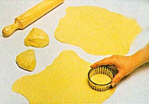 Peynirli-Pogaca-Tarifi-Nefis-Kolay-Mayasiz-Pogaca-Yapimi-nasil-yapilir-kac-kalori