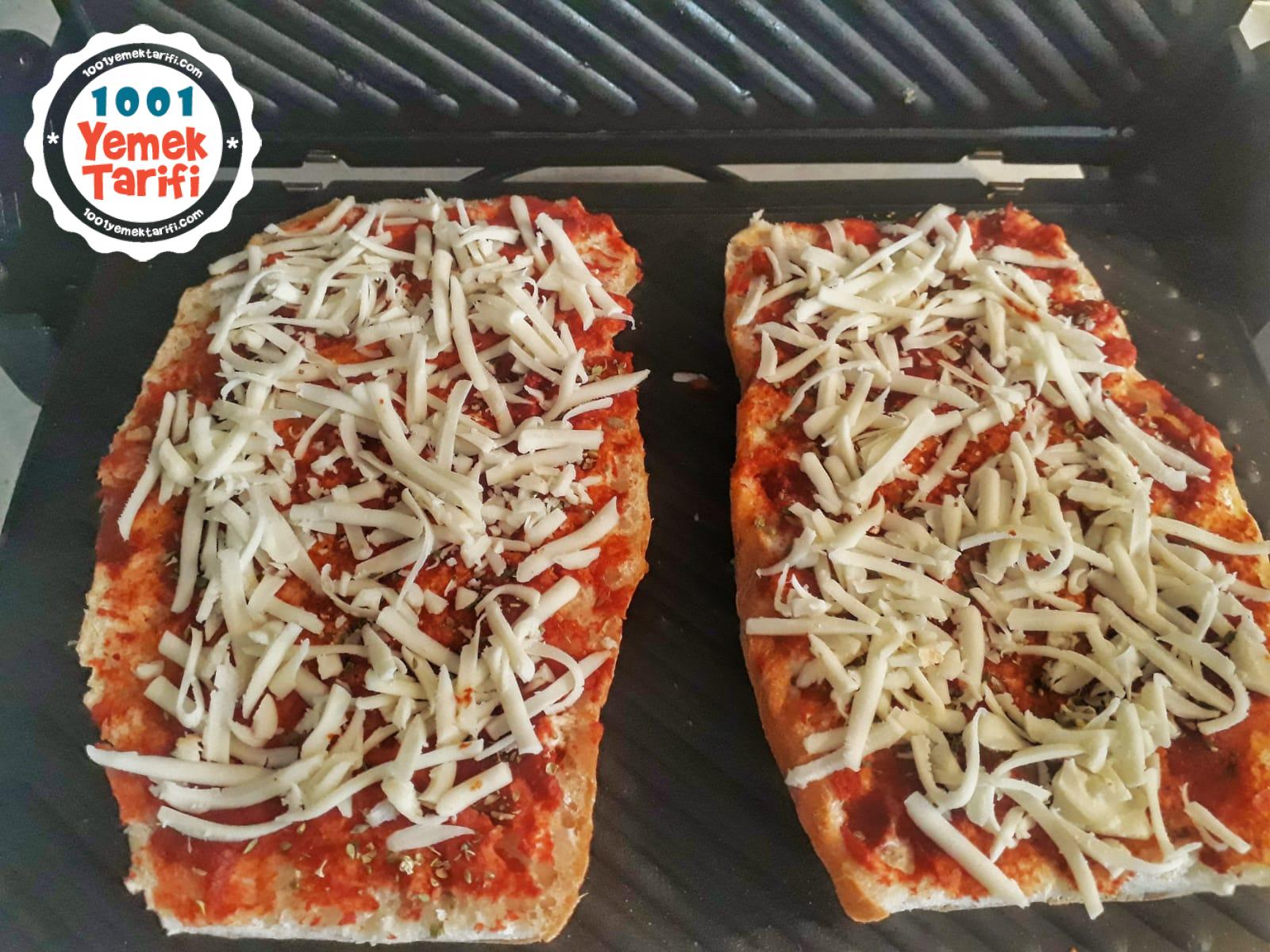 Pizza Tost Tarifi