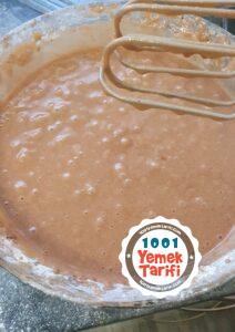 Pratik ve lezzetli kakaolu ıslak kek tarifi