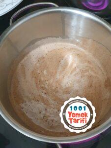 Pratik ve lezzetli kakaolu ıslak kek tarifi