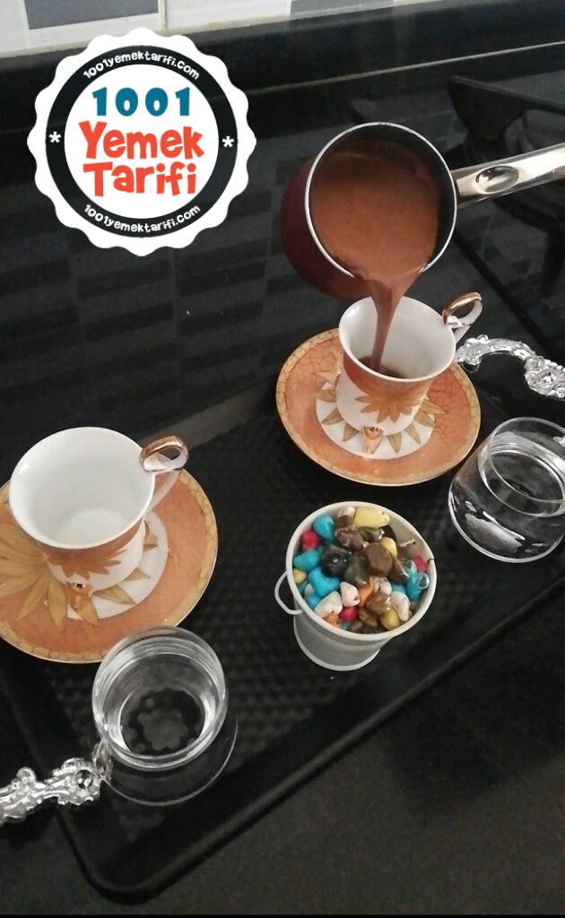 Çikolatalı Türk kahvesi