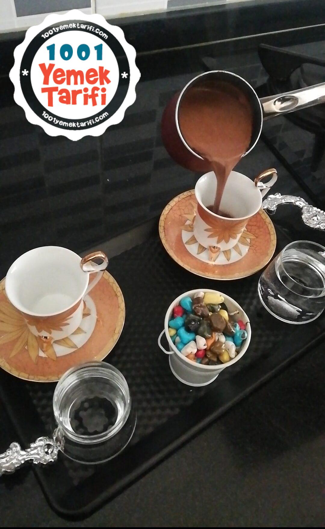 Çikolatalı Türk kahvesi