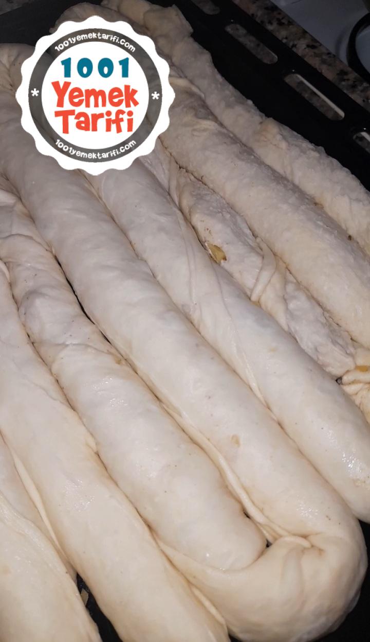 Patatesli El Açması Kol Böreği