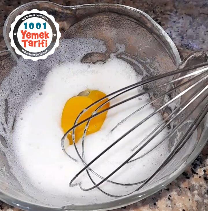Kabarık Kaşarlı Omlet