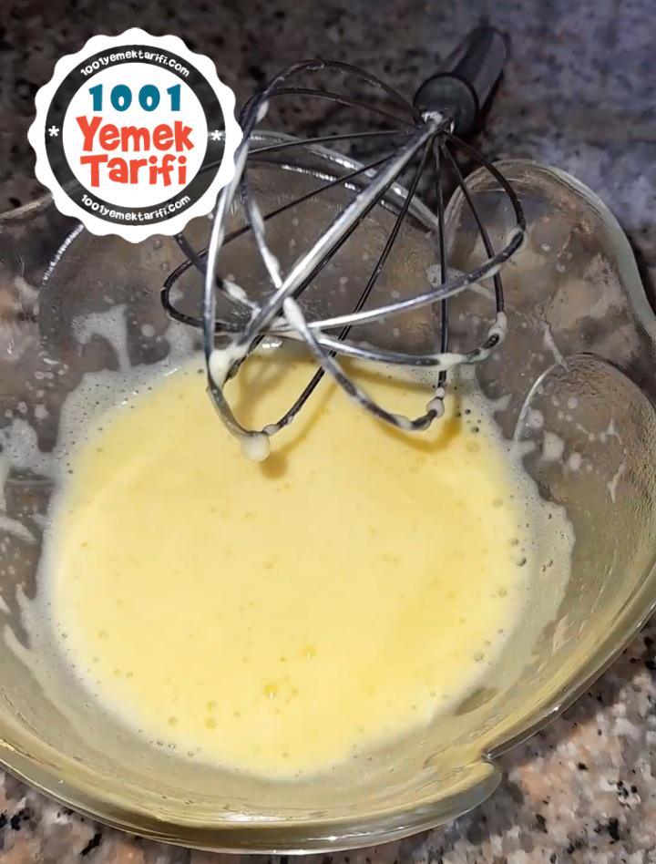Kabarık Kaşarlı Omlet