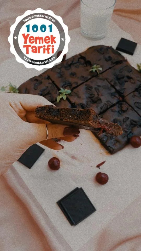 Vişneli Brownie Tarifi nasıl yapılır-kaç kalori-ev yapımı