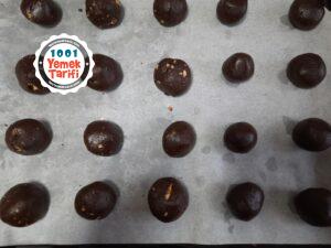 Cevizli Islak Kurabiye Tarifi-nasıl yapılır-kaç kalori-kurabiye yapımı