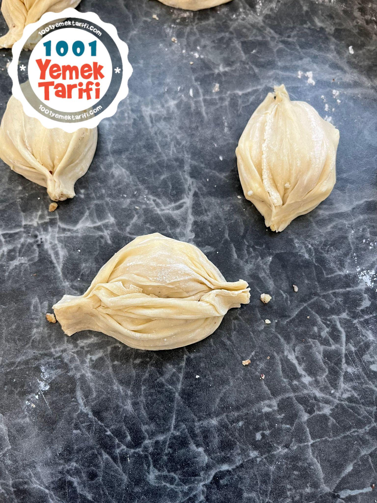 Midye Baklava