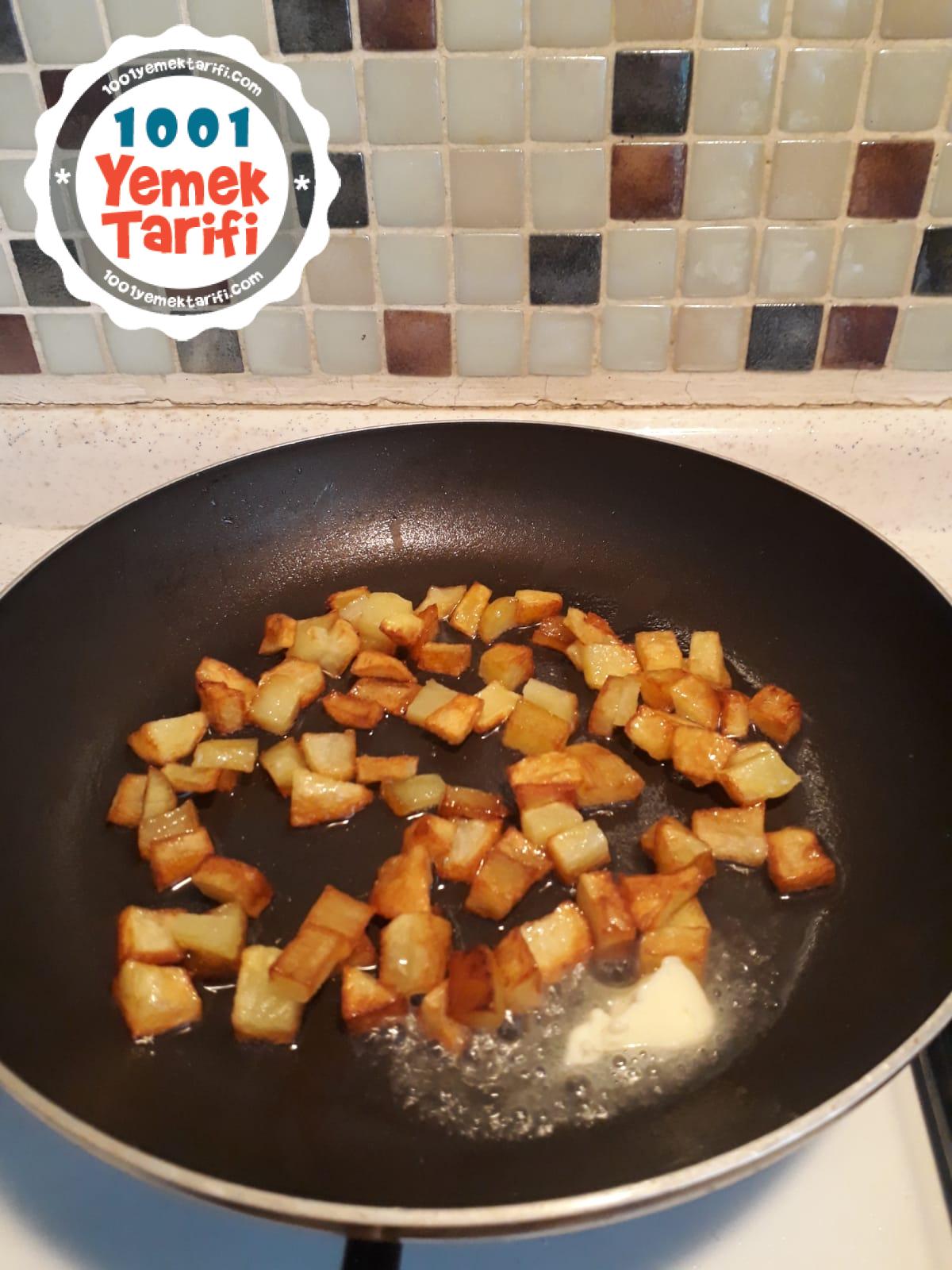 Patatesli Omlet Tarifi
