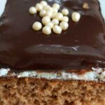 aglayan-pasta-tarifi-evde-kolay-aglayan-kek-aglayan-pasta-yapimi-nasil-yapilir-kac-kalori-1001yemektarifi