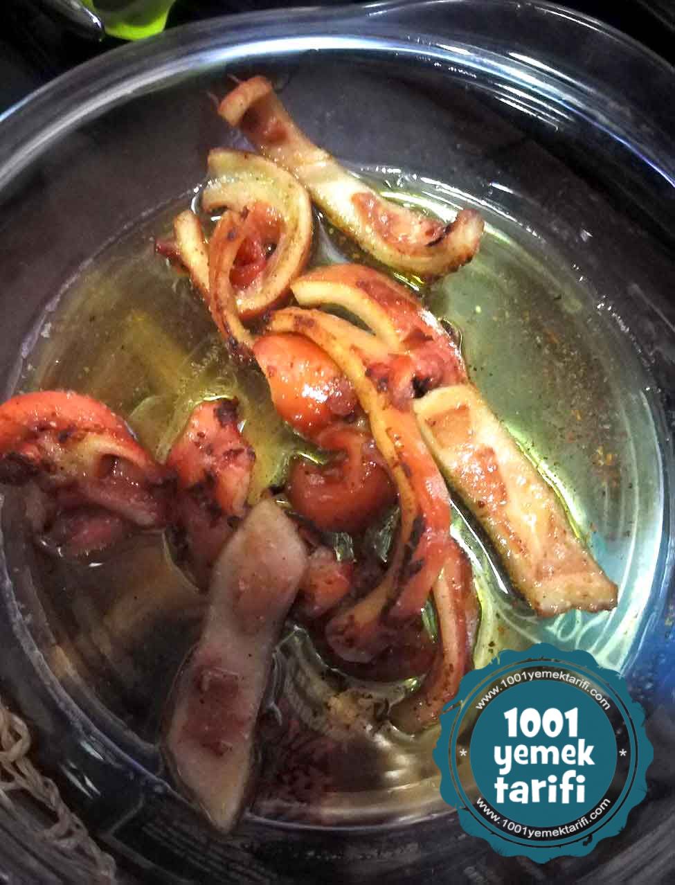 ahtapot-kafasi-tarifi-yapimi-nefis-kolay-deniz urunu-1001yemektarifi