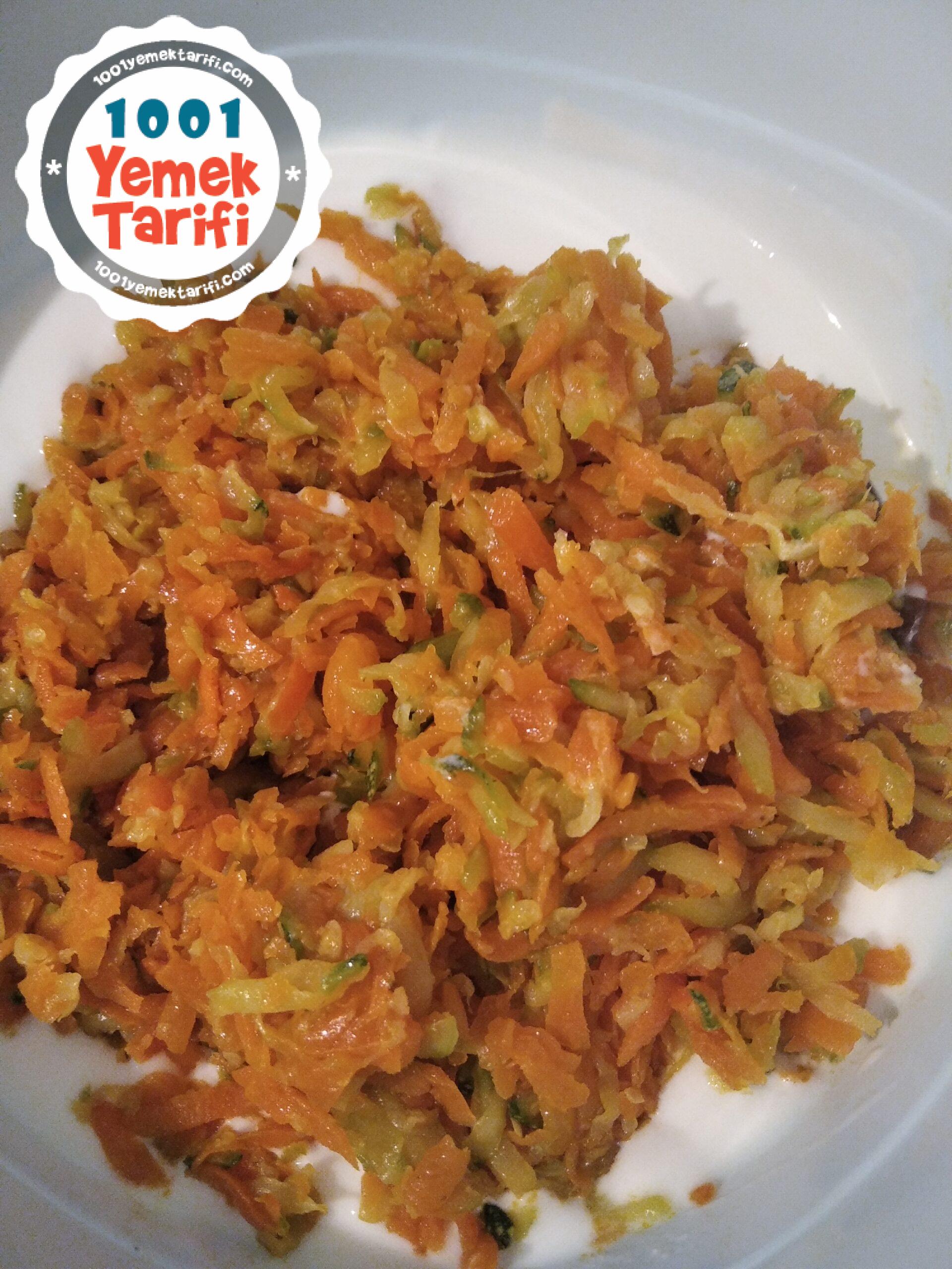 Yoğurtlu Havuç ve Kabak Mezesi